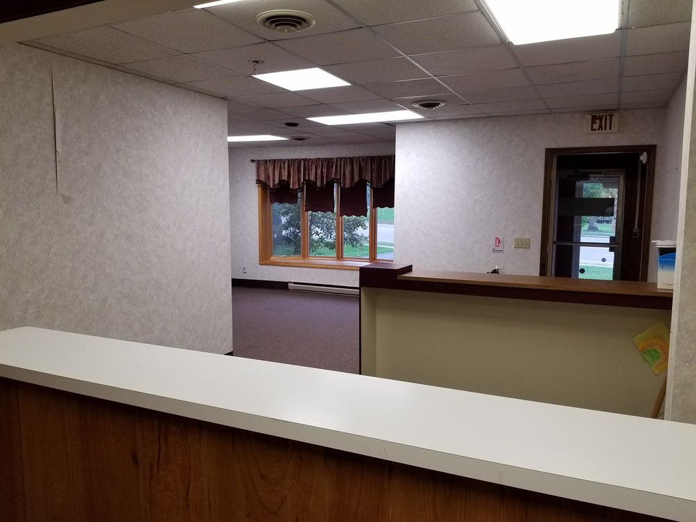 1293 Union Rd, West Seneca, NY 14224